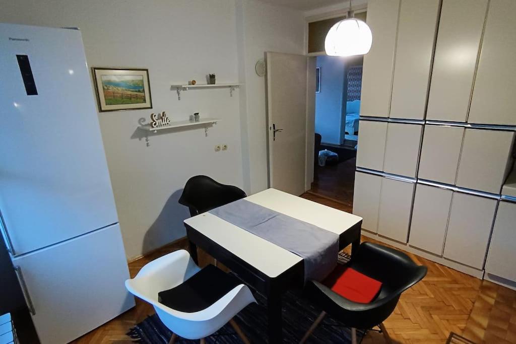 Spacious Condo Near Bascarsija - Free Parking SJJ Exteriör bild
