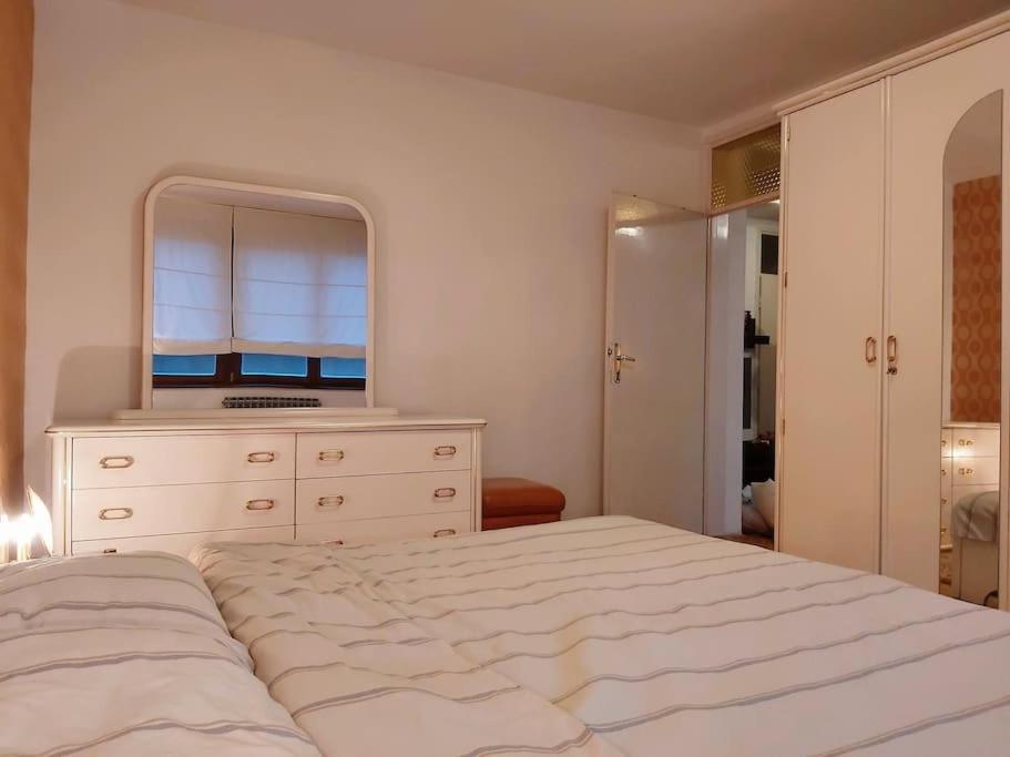 Spacious Condo Near Bascarsija - Free Parking SJJ Exteriör bild