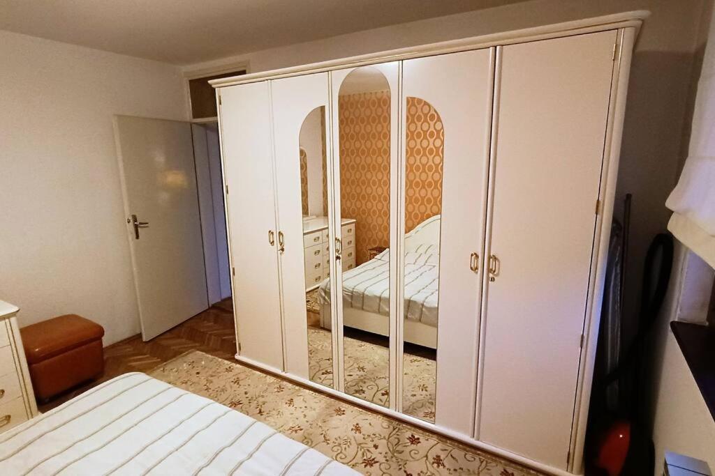Spacious Condo Near Bascarsija - Free Parking SJJ Exteriör bild